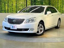 2011 Toyota Crown Majesta