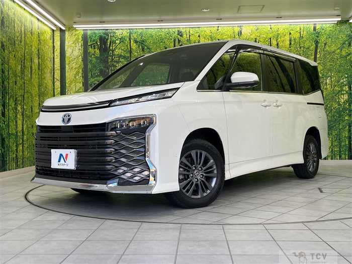 2023 Toyota Voxy