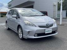 2013 Toyota PRIUS α