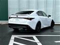 2021 Lexus IS