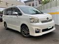2013 Toyota Voxy