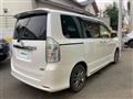 2013 Toyota Voxy
