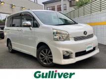 2013 Toyota Voxy