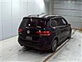 2017 Volkswagen Golf Touran