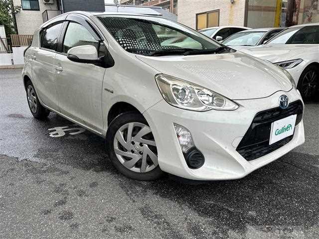 2015 Toyota AQUA