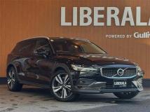 2022 Volvo V60