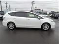 2013 Toyota PRIUS α