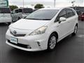 2013 Toyota PRIUS α