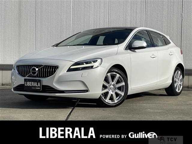 2020 Volvo V40