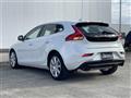 2020 Volvo V40