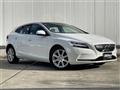 2020 Volvo V40