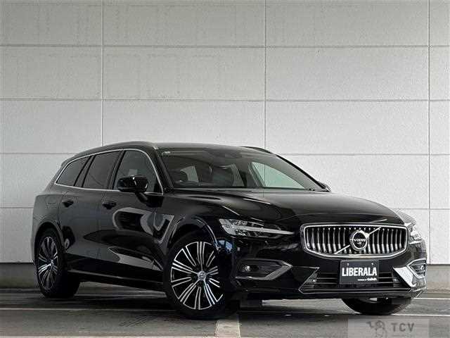 2022 Volvo V60