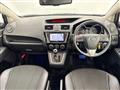 2013 Mazda Premacy