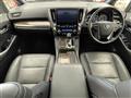 2021 Toyota Alphard Hybrid