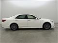 2013 Toyota Crown Hybrid