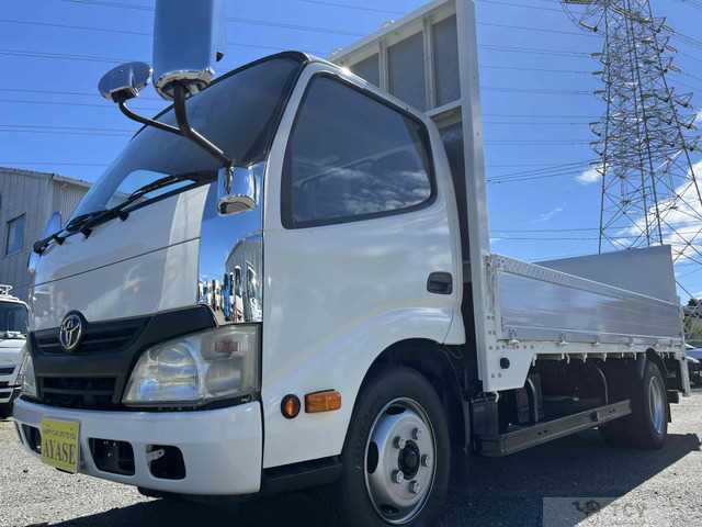 2013 Toyota Dyna Truck