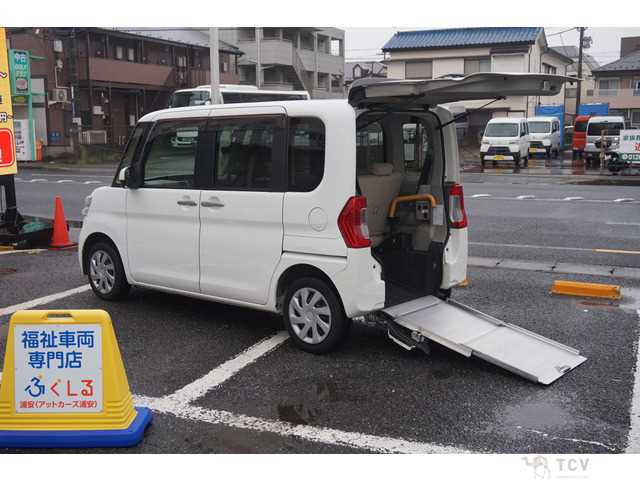 2015 Daihatsu Tanto
