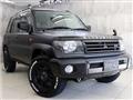 2004 Mitsubishi Pajero iO