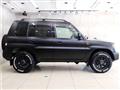 2004 Mitsubishi Pajero iO
