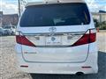 2013 Toyota Vellfire