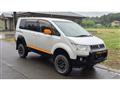 2017 Mitsubishi Delica D5