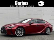 2021 Lexus IS