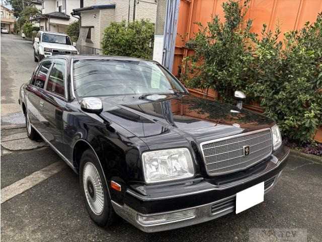 2013 Toyota Century