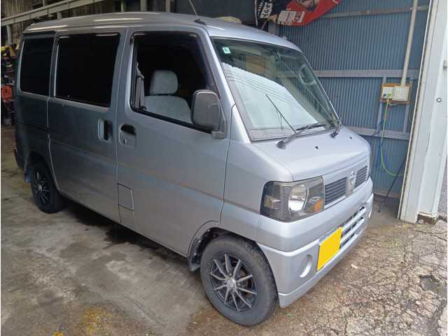 2010 Nissan Clipper Van