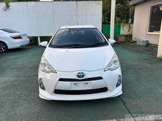 2012 Toyota AQUA