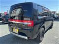 2013 Mitsubishi Delica D5