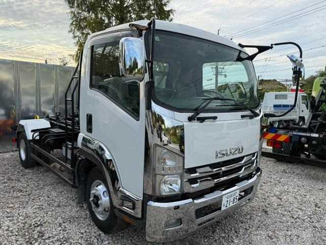 2009 Isuzu Isuzu Others