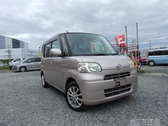 2011 Daihatsu Tanto