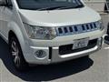 2013 Mitsubishi Delica D5