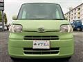 2011 Daihatsu Tanto