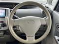 2011 Daihatsu Tanto