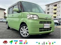 2011 Daihatsu Tanto