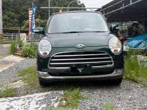 2005 Daihatsu Miragino