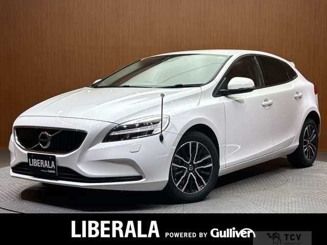 2018 Volvo V40