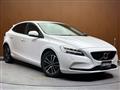 2018 Volvo V40