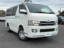 2010 Toyota Regiusace Van