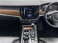 2017 Volvo V90