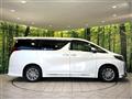 2021 Toyota Alphard Hybrid
