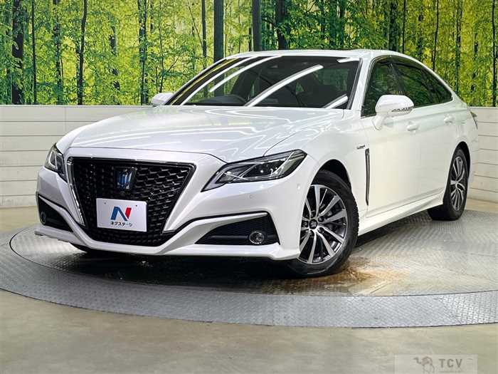 2018 Toyota Crown Hybrid