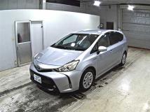 2016 Toyota PRIUS α