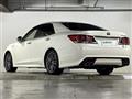 2016 Toyota Crown Hybrid