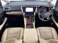 2015 Toyota Vellfire