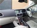 2016 Volvo V40