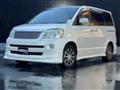 2005 Toyota Noah