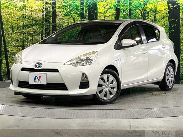 2013 Toyota AQUA
