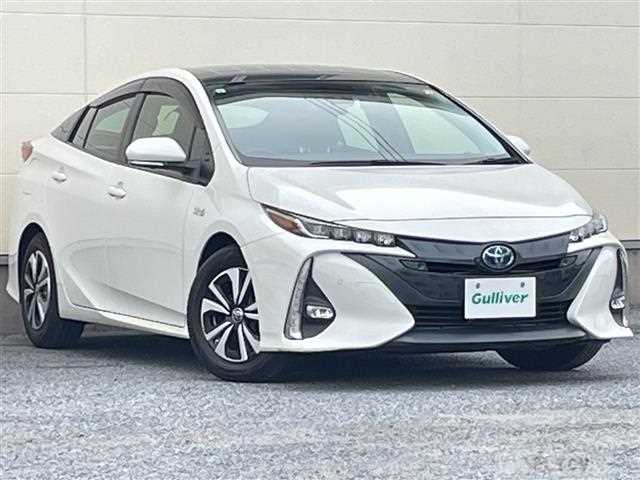 2019 Toyota Prius PHV